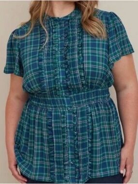 Torrid Green Plaid Ruffle Front Blouse Size 00 (XS) Short Sleeve Babydoll Top